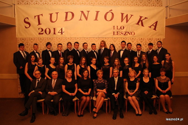 Jedynka tańczyła poloneza i walce (zdjęcia)