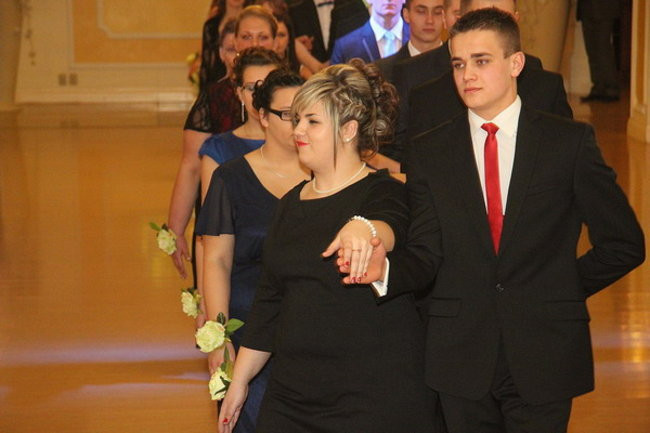 Studniówka z Bojanowa (zdjęcia)