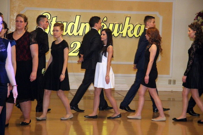 Studniówka z Bojanowa (zdjęcia)