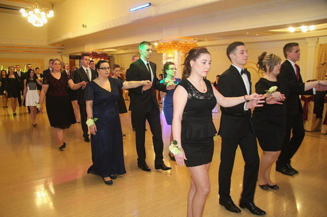 Studniówka z Bojanowa (zdjęcia)