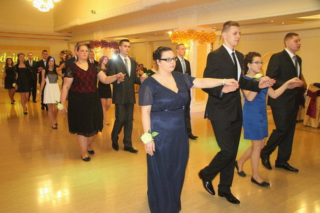 Studniówka z Bojanowa (zdjęcia)