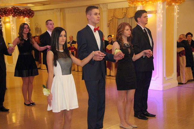 Studniówka z Bojanowa (zdjęcia)