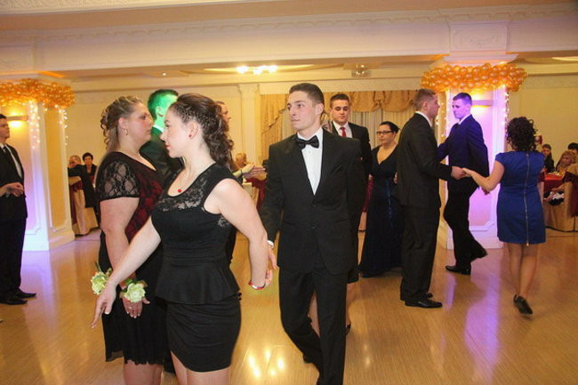 Studniówka z Bojanowa (zdjęcia)