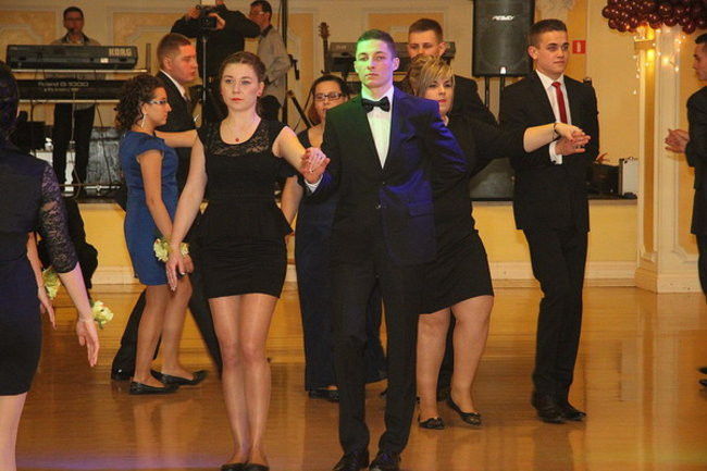 Studniówka z Bojanowa (zdjęcia)