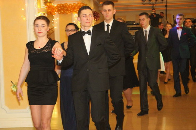 Studniówka z Bojanowa (zdjęcia)