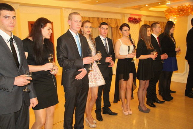 Studniówka z Bojanowa (zdjęcia)