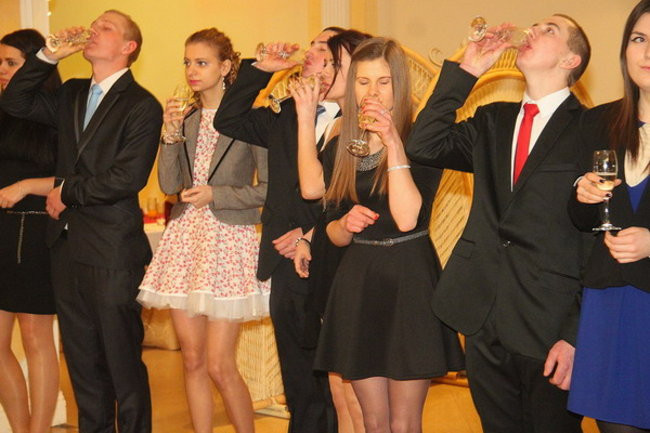 Studniówka z Bojanowa (zdjęcia)