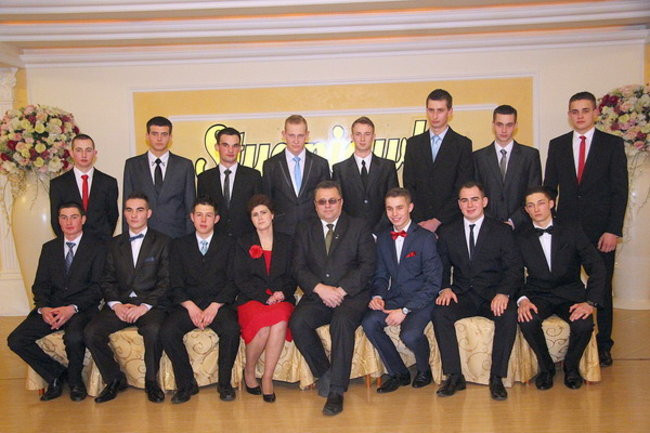 Studniówka z Bojanowa (zdjęcia)