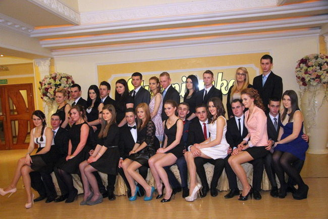 Studniówka z Bojanowa (zdjęcia)