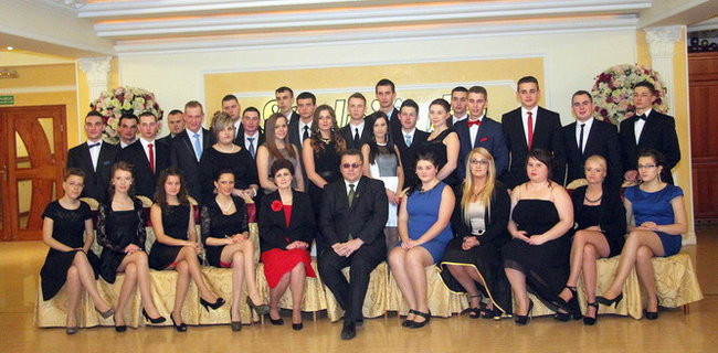 Studniówka z Bojanowa (zdjęcia)