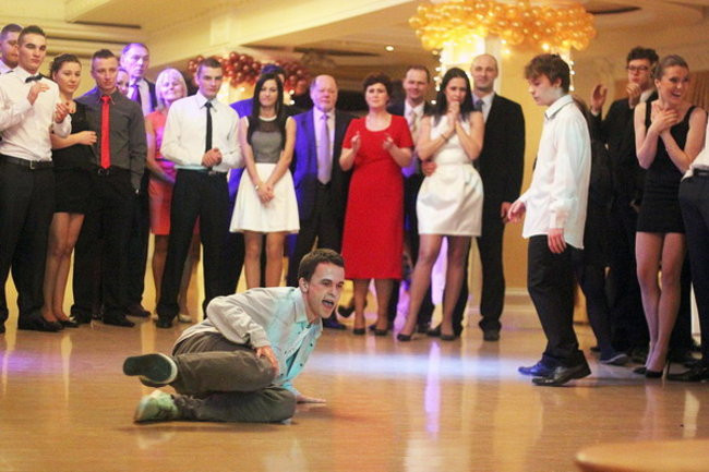 Studniówka z Bojanowa (zdjęcia)