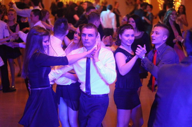 Studniówka z Bojanowa (zdjęcia)