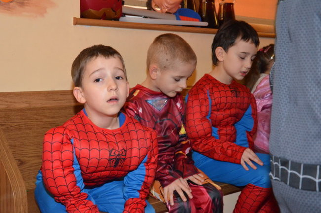 Kolorowy bal w Kolorowym Świecie (zdjęcia)