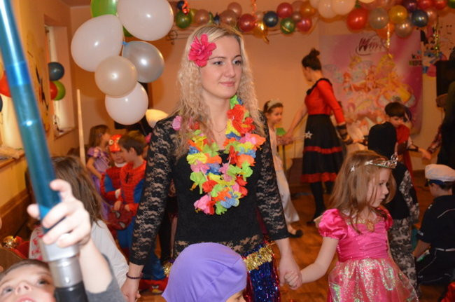 Kolorowy bal w Kolorowym Świecie (zdjęcia)