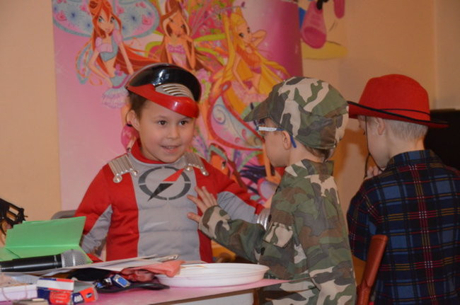 Kolorowy bal w Kolorowym Świecie (zdjęcia)