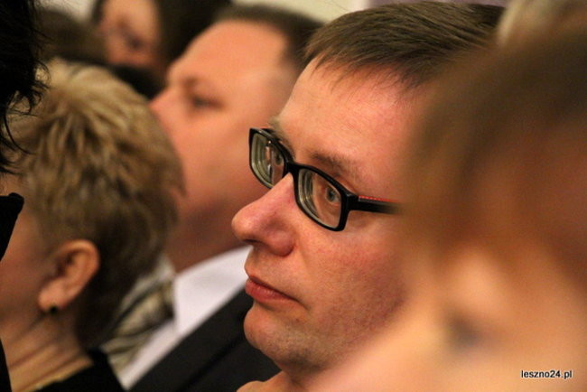 Niebieski tort na studniówce ZSR-B (zdjęcia)