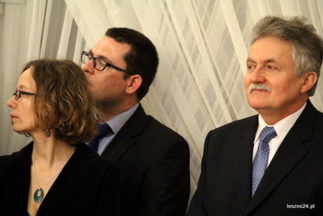 Niebieski tort na studniówce ZSR-B (zdjęcia)