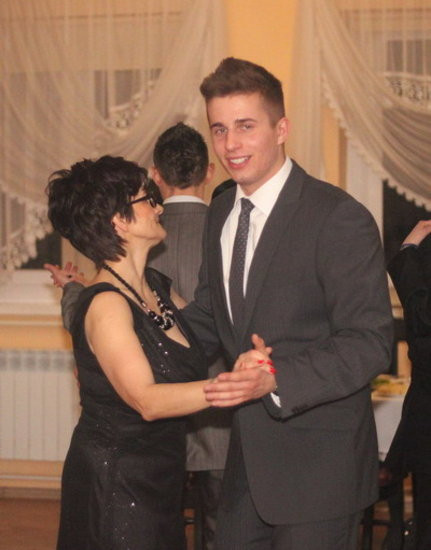 Nauczyciele śpiewali na studniówce (zdjęcia)