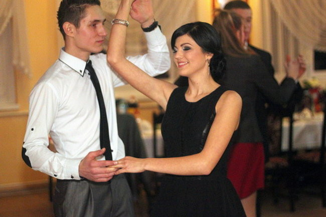 Nauczyciele śpiewali na studniówce (zdjęcia)