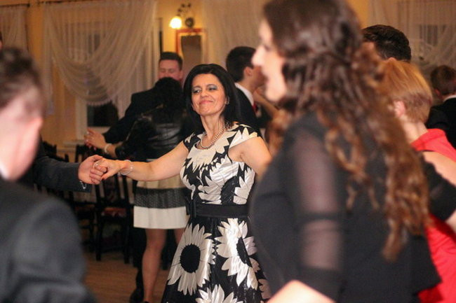 Nauczyciele śpiewali na studniówce (zdjęcia)