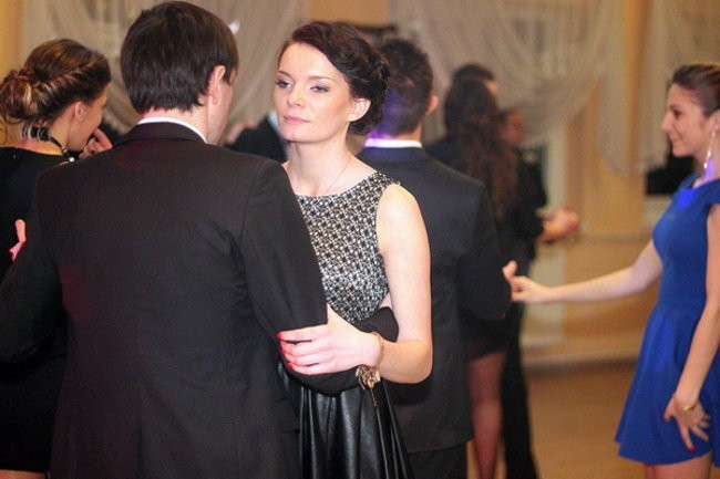 Nauczyciele śpiewali na studniówce (zdjęcia)