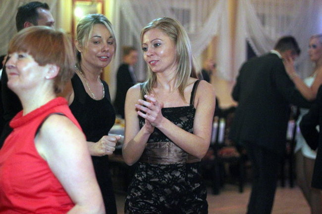 Nauczyciele śpiewali na studniówce (zdjęcia)