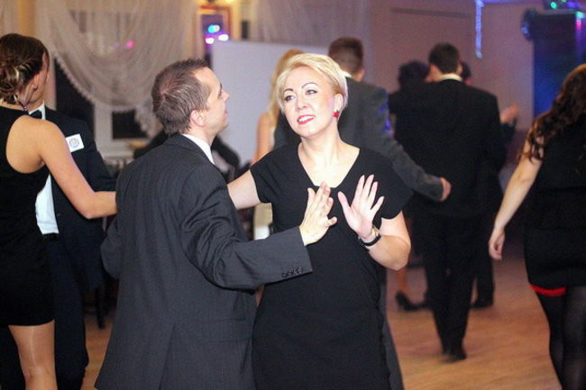 Nauczyciele śpiewali na studniówce (zdjęcia)