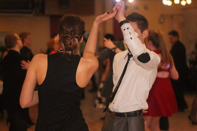 Nauczyciele śpiewali na studniówce (zdjęcia)