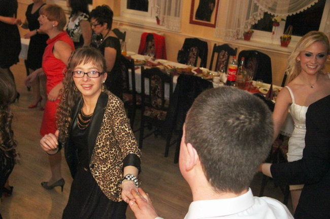 Nauczyciele śpiewali na studniówce (zdjęcia)