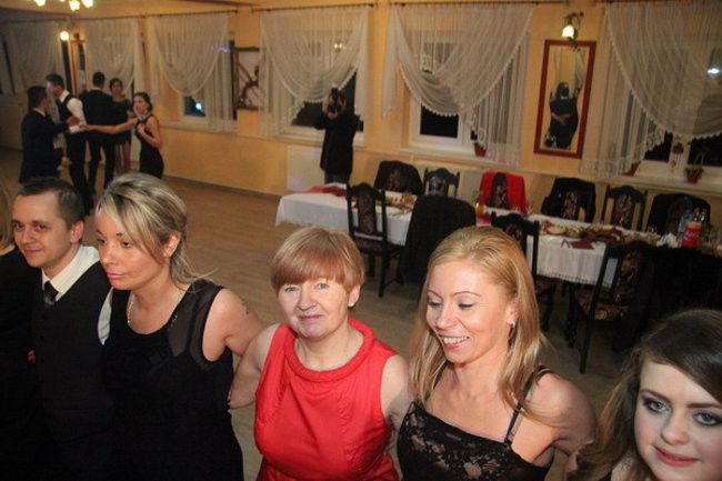 Nauczyciele śpiewali na studniówce (zdjęcia)