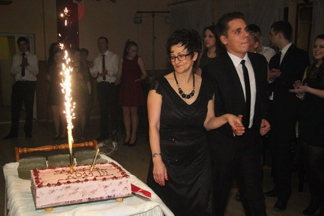 Nauczyciele śpiewali na studniówce (zdjęcia)