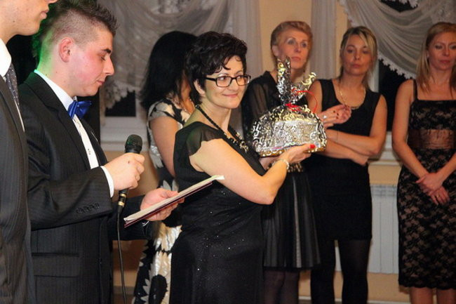 Nauczyciele śpiewali na studniówce (zdjęcia)