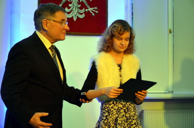 Prezydent wręczył stypendia ( zdjęcia)