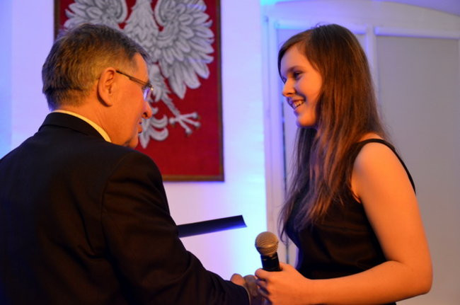 Prezydent wręczył stypendia ( zdjęcia)