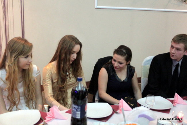 III LO dostało tort od naszej gazety (zdjęcia)