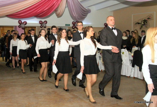 III LO dostało tort od naszej gazety (zdjęcia)