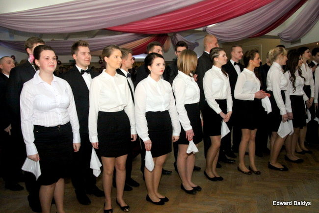 III LO dostało tort od naszej gazety (zdjęcia)