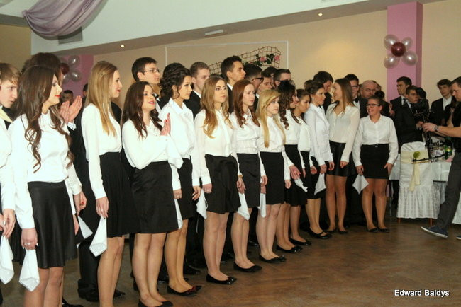 III LO dostało tort od naszej gazety (zdjęcia)