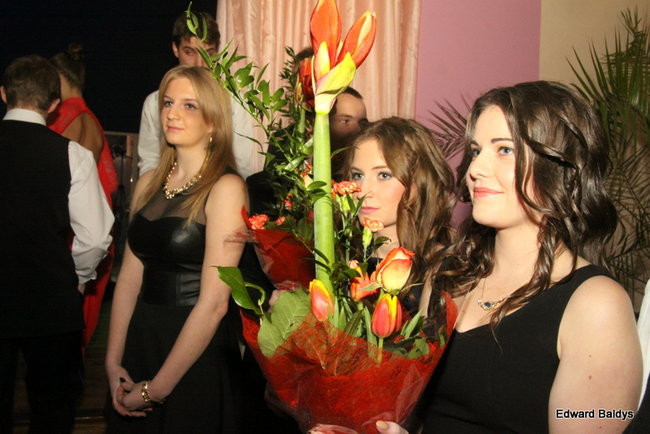 III LO dostało tort od naszej gazety (zdjęcia)