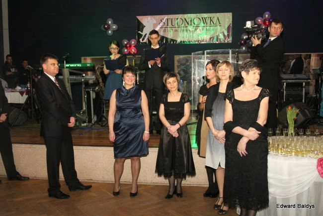 III LO dostało tort od naszej gazety (zdjęcia)