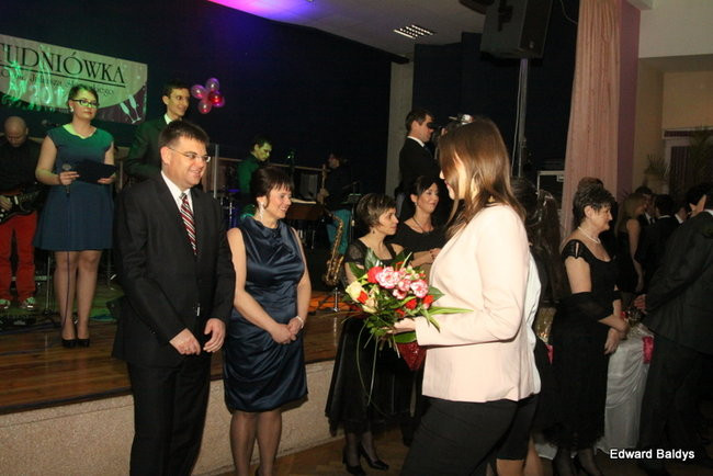 III LO dostało tort od naszej gazety (zdjęcia)