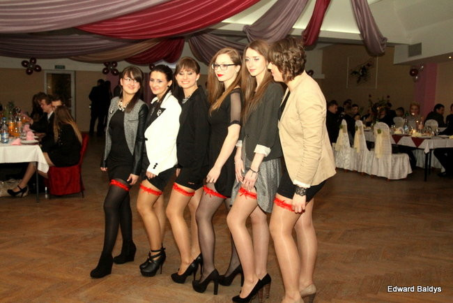 III LO dostało tort od naszej gazety (zdjęcia)