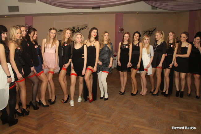 III LO dostało tort od naszej gazety (zdjęcia)