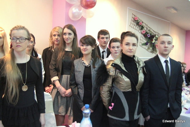 III LO dostało tort od naszej gazety (zdjęcia)