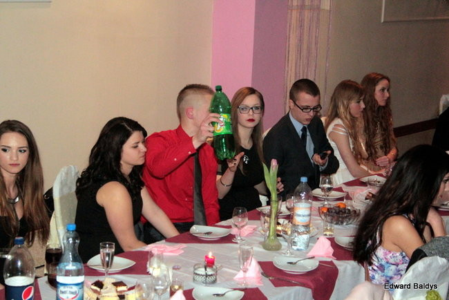 III LO dostało tort od naszej gazety (zdjęcia)