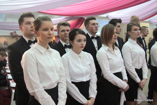 III LO dostało tort od naszej gazety (zdjęcia)