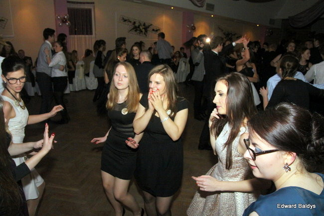 III LO dostało tort od naszej gazety (zdjęcia)