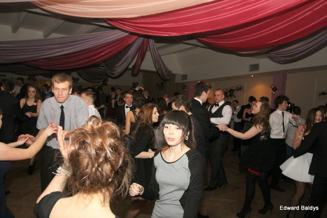 III LO dostało tort od naszej gazety (zdjęcia)