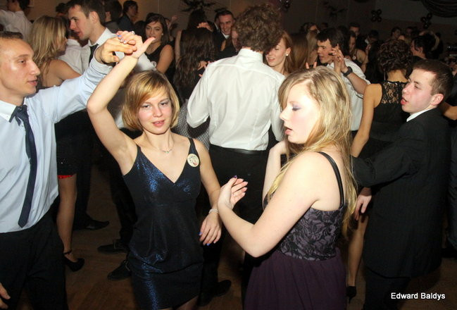 III LO dostało tort od naszej gazety (zdjęcia)