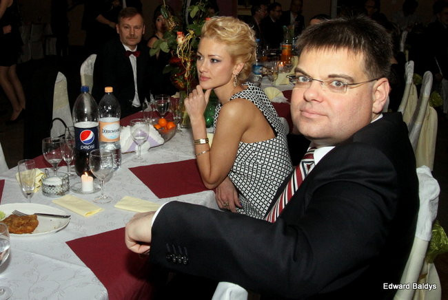 III LO dostało tort od naszej gazety (zdjęcia)